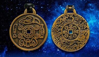 Amulet Imperial untuk Nasib dan Kemakmuran