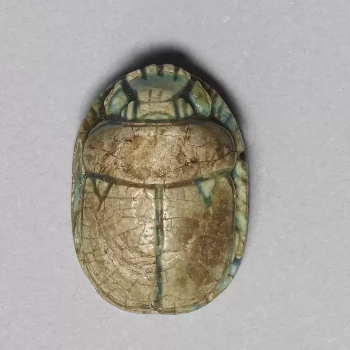 Azimat bertuah - scarab